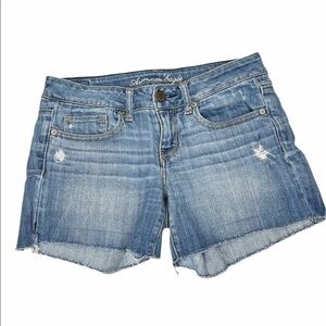 American Eagle Midi Length Cut Off Denim Shorts Sz 4